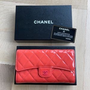 Chanel flap wallet with box